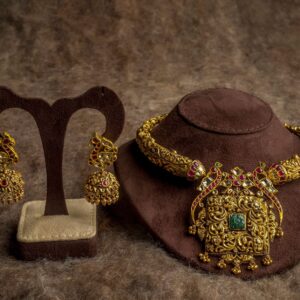 Antique Choker Gold Necklace Set